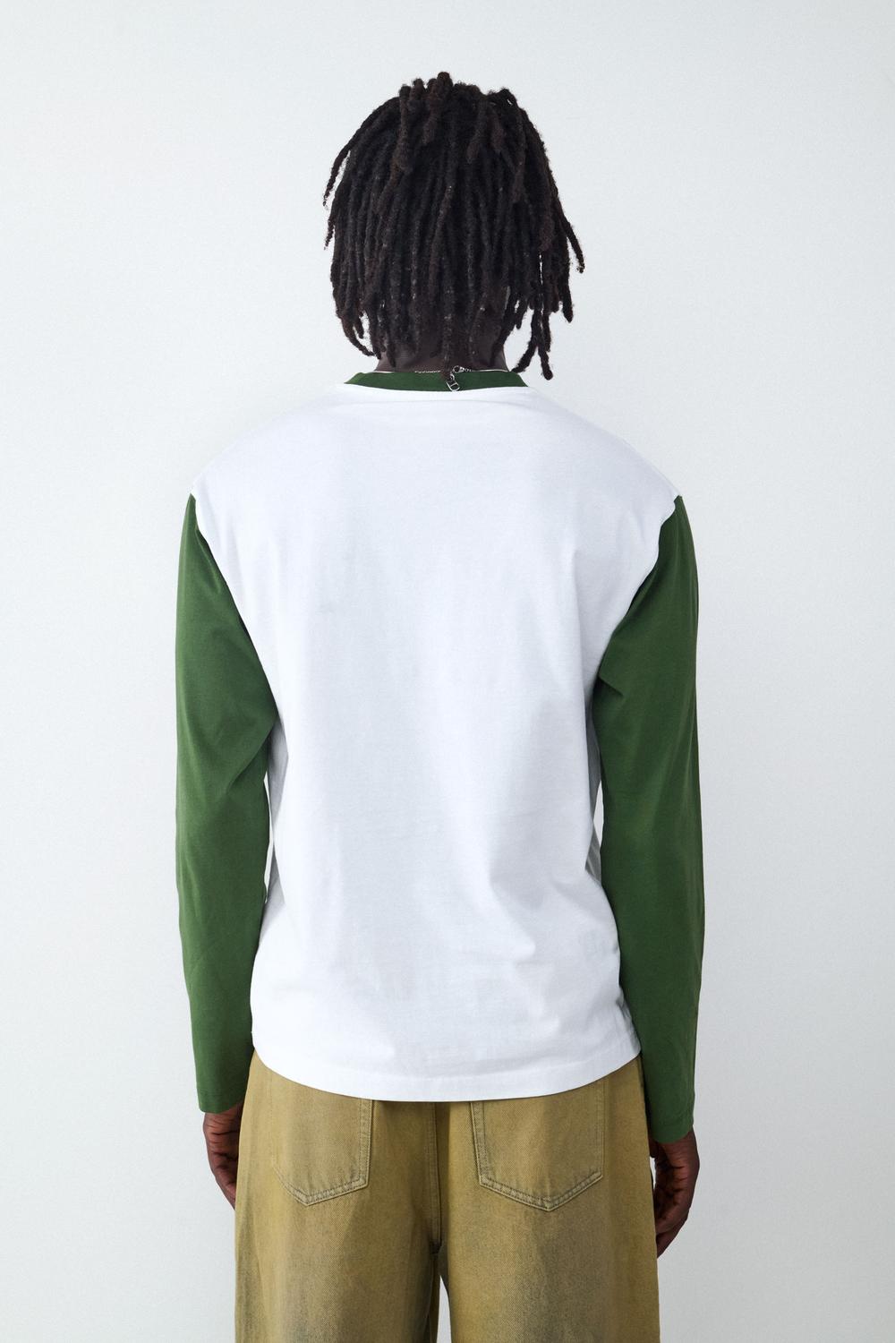 model_back_11YMvKaA63cZQWK4xN0kt9R1M6z_preview.jpg