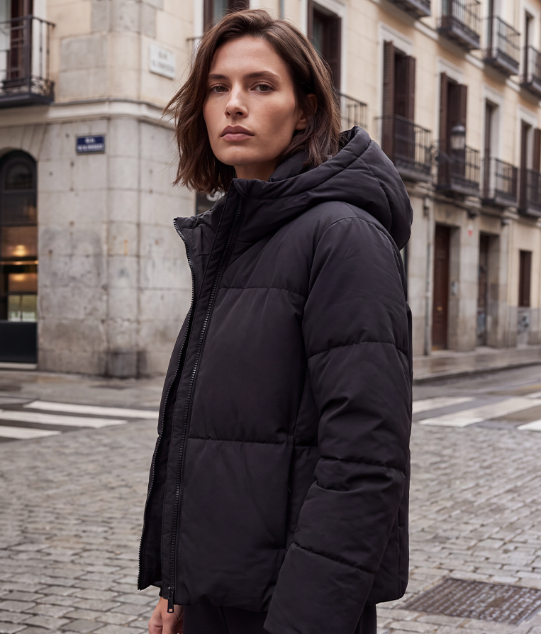 Hooded puffer jacket