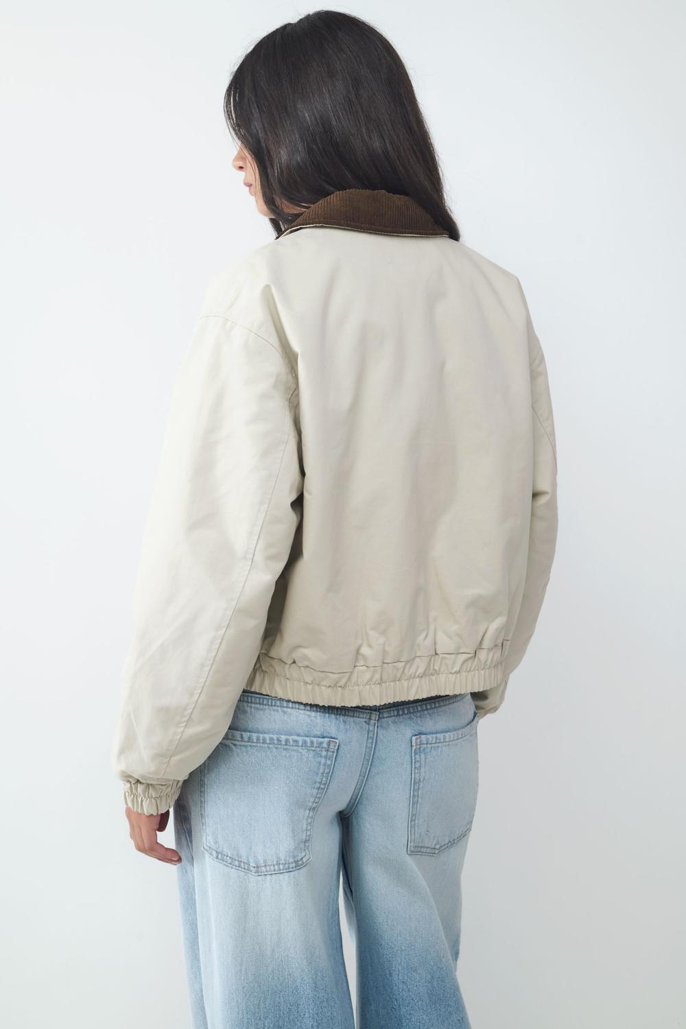 model_back_3QXVKazvmXslVGdnXljAH06pwQV_preview.jpg