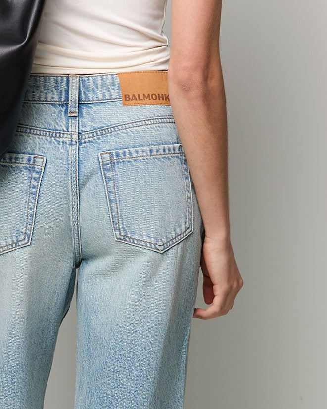 straight mid-rise jeans