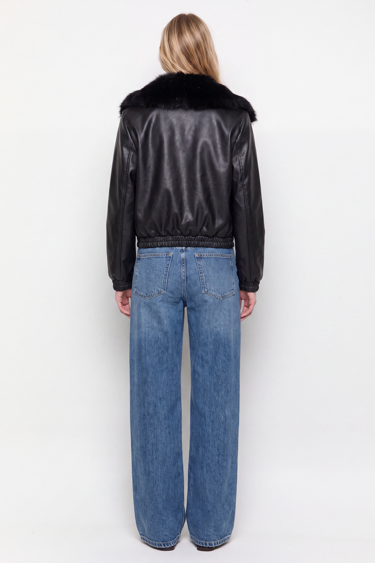 BOMBER EFECTO PIEL CUELLO PELO