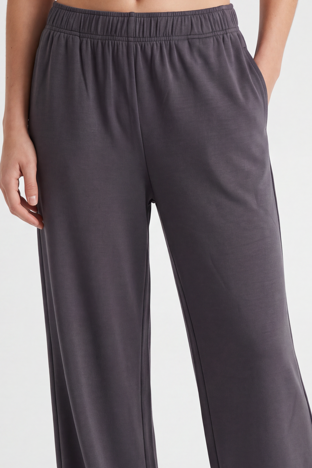 Pantalón wide leg con modal