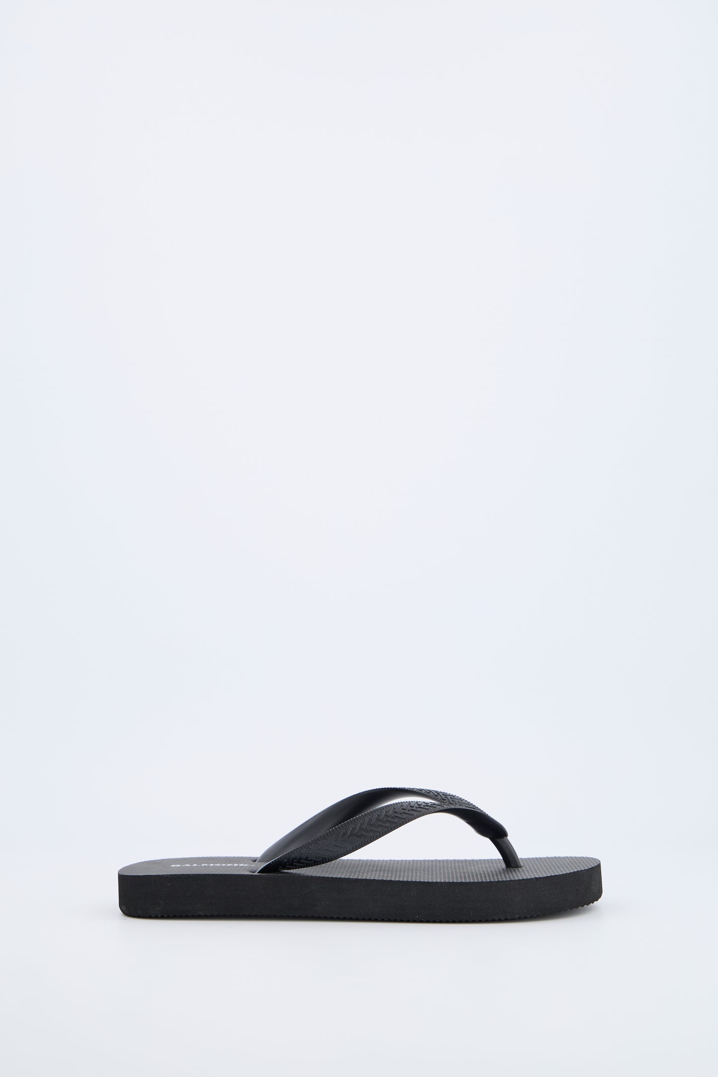 Flat sandal