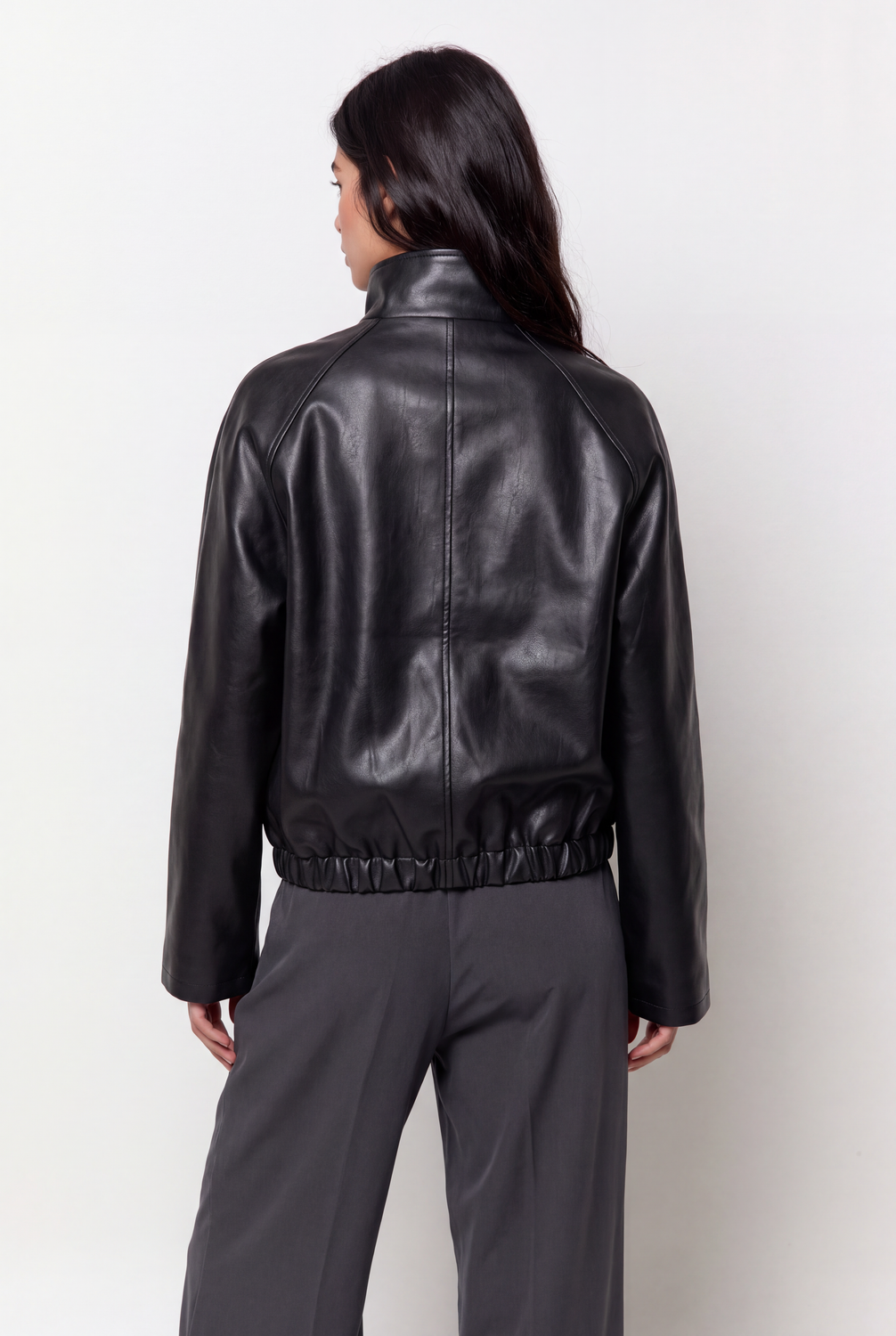 model_front full_5N1jGzJ64dhRA9ap6QxvcpYVEy1_preview.png