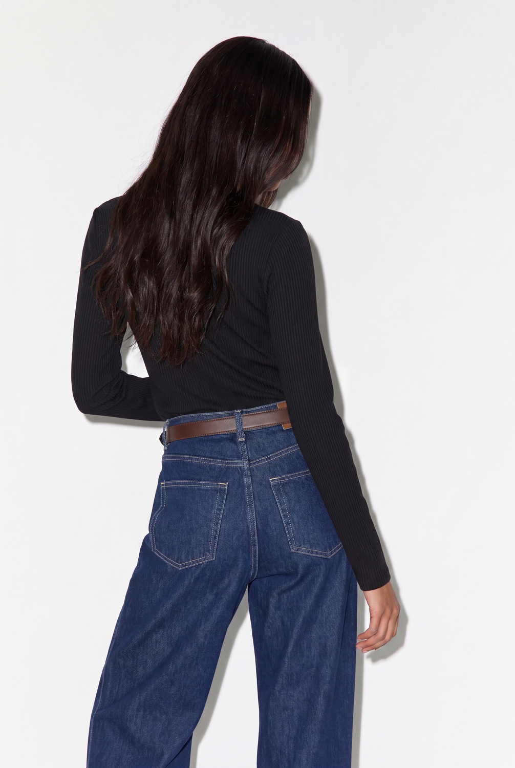model_back_9Bvg6wG6JRF4MV53Dny9Up1WEr0_preview.png