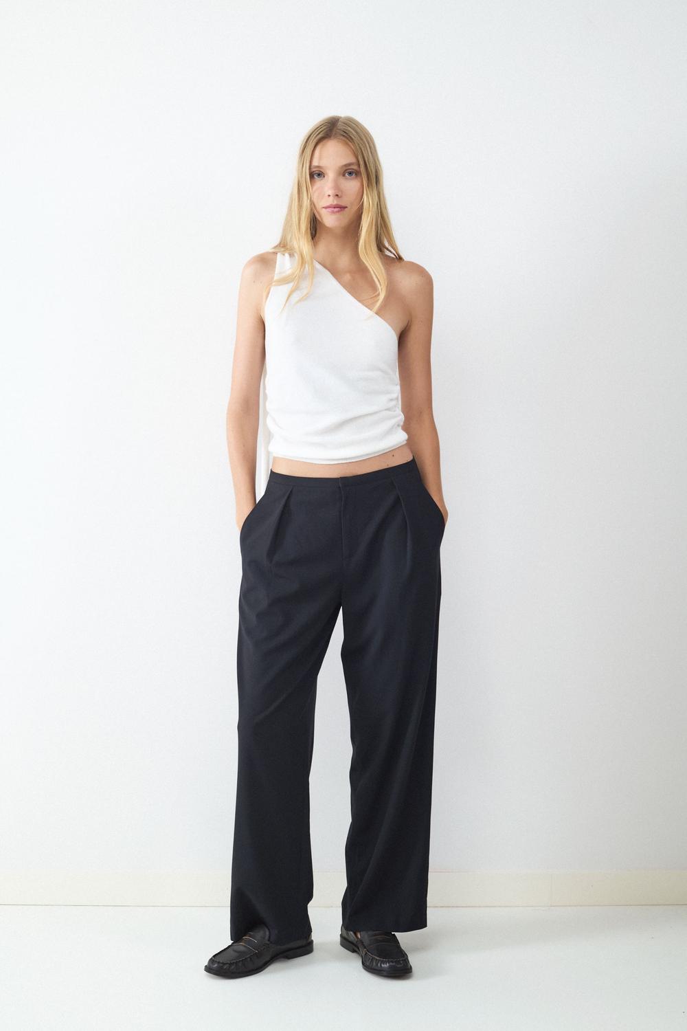 model_front full_9Rz9MPm4lMH1ppGMrvmKFQ4Argq_preview.jpg