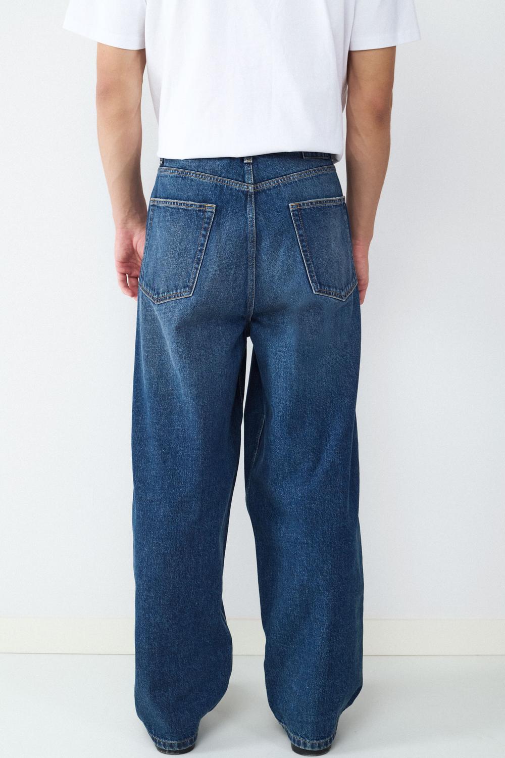 model_back_Aa7Y9gZgVBiDezkdNg3BtVZJK1K_preview.jpg