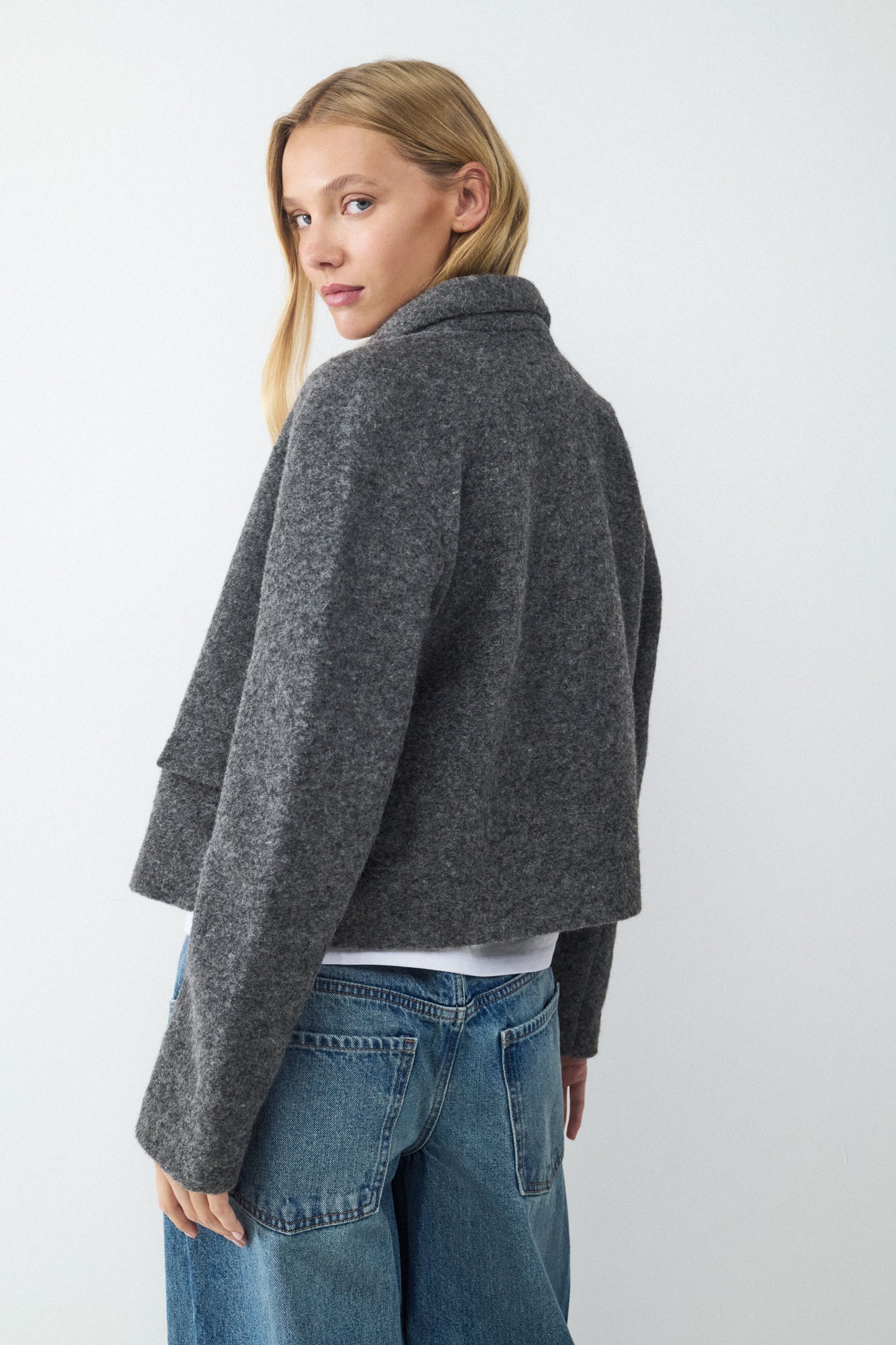 CHAQUETA CORTA EFECTO LANA