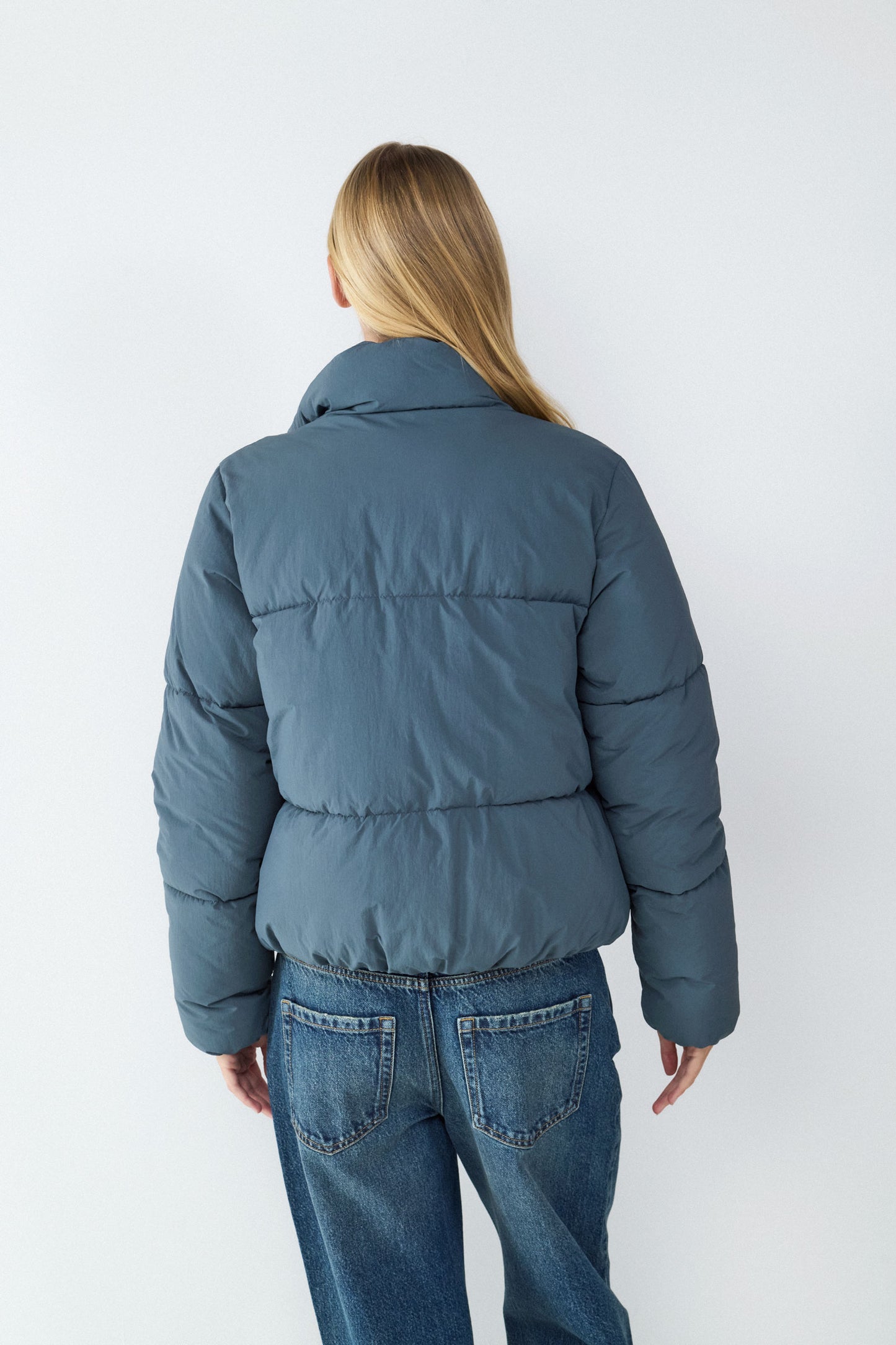 CHAQUETA ACOLCHADA CUELLO ALTO