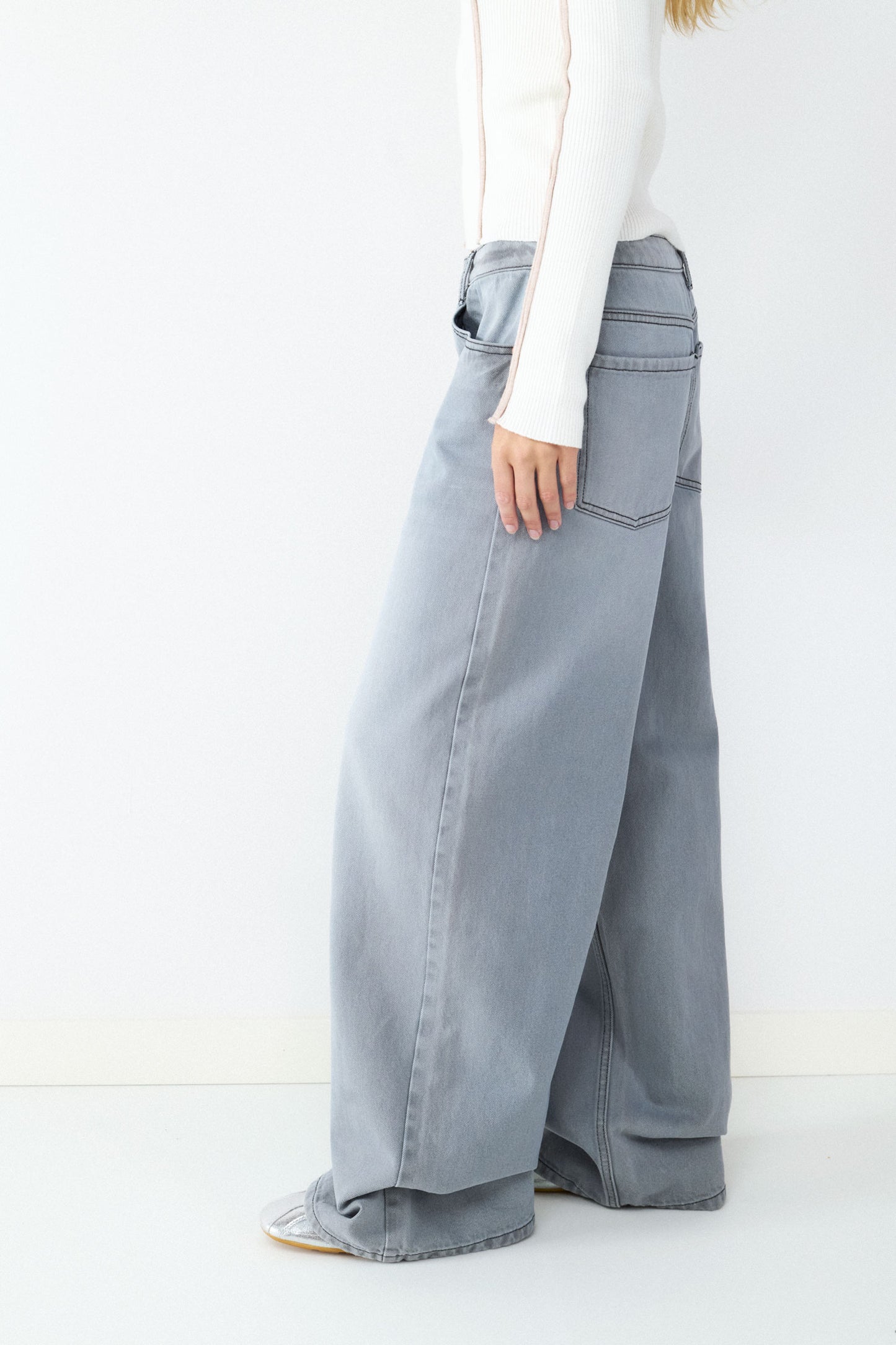 JEANS WIDE LEG TIRO BAJO