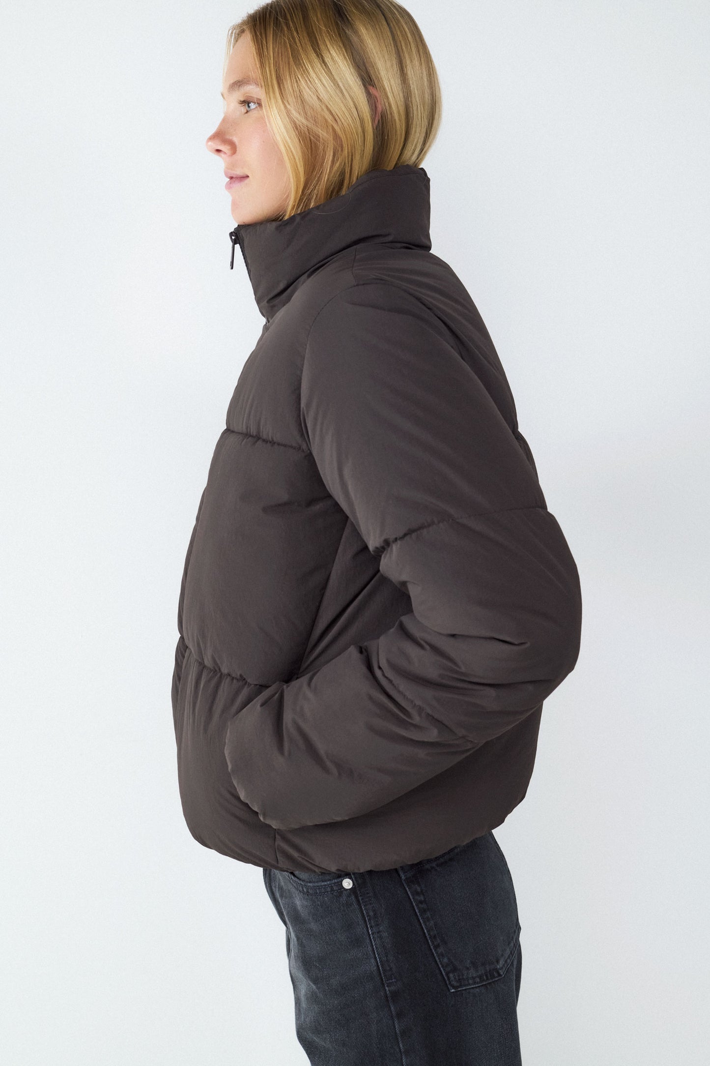 CHAQUETA ACOLCHADA CUELLO ALTO