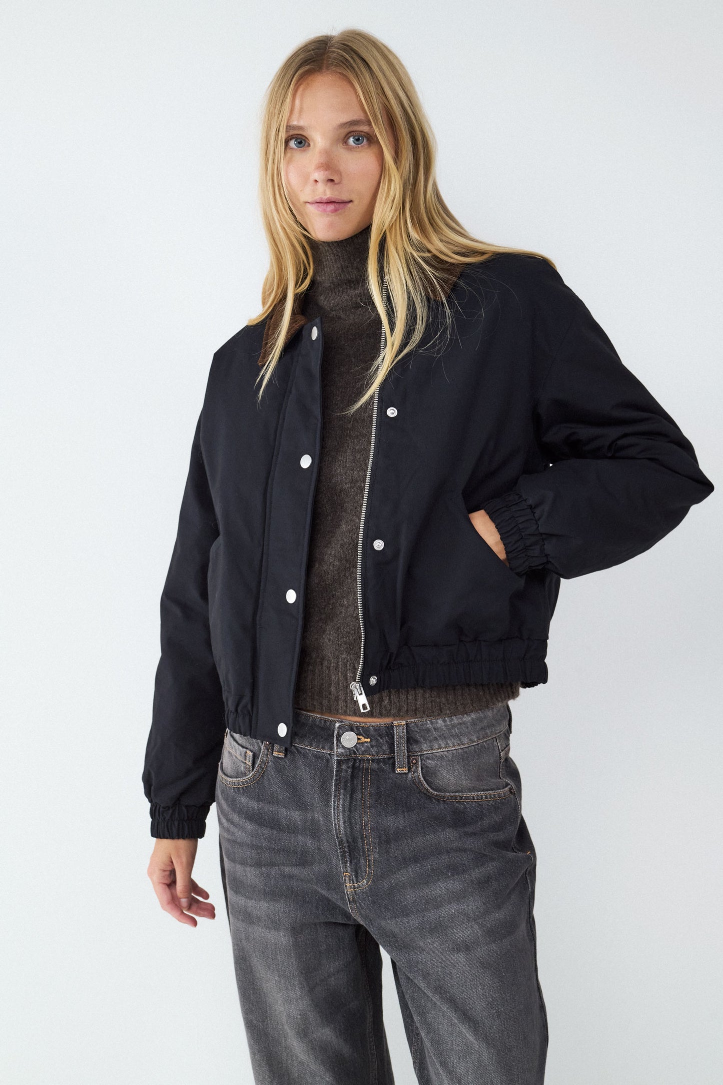 Chaqueta acolchada cuello pana