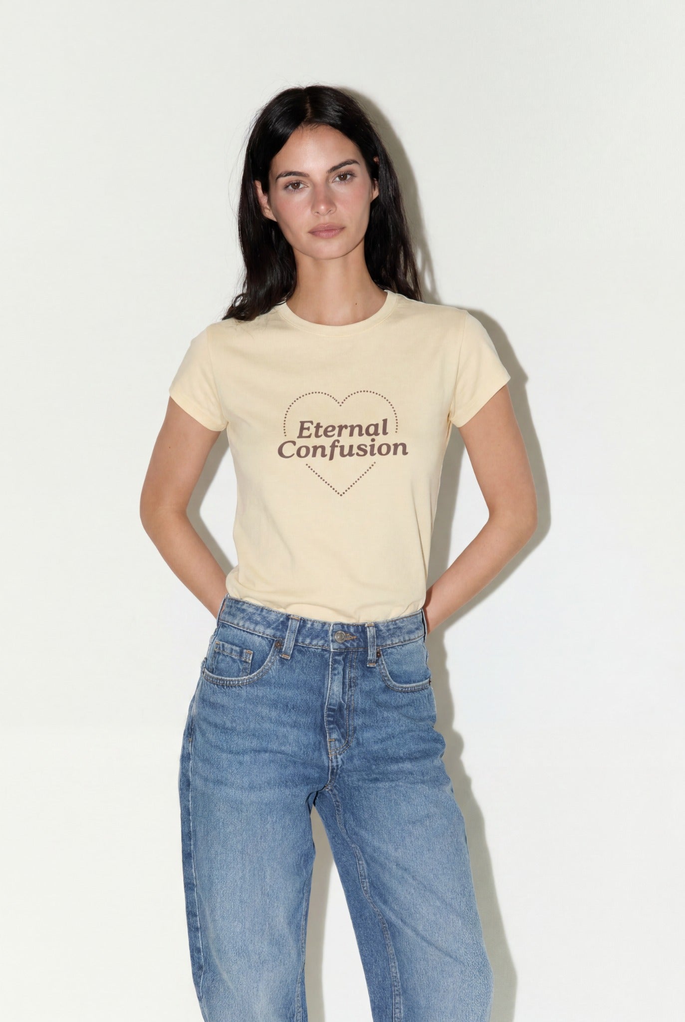 HEART GRAPHIC T-SHIRT