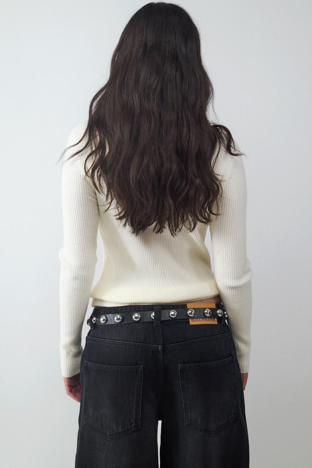 model_back_DVnWgXxEnmhk4Q50nYnWfxMnk0PE_preview.jpg