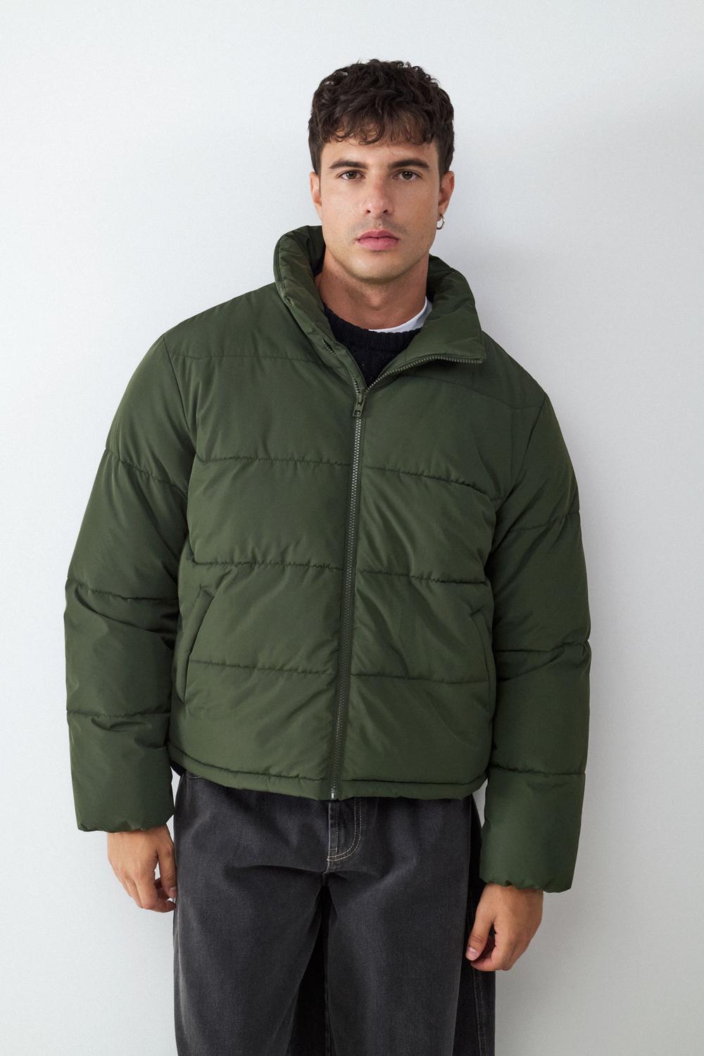 model_front_JbMx7ZZ3yKCJ6BMAE5NwuJJG1RJl_preview.jpg