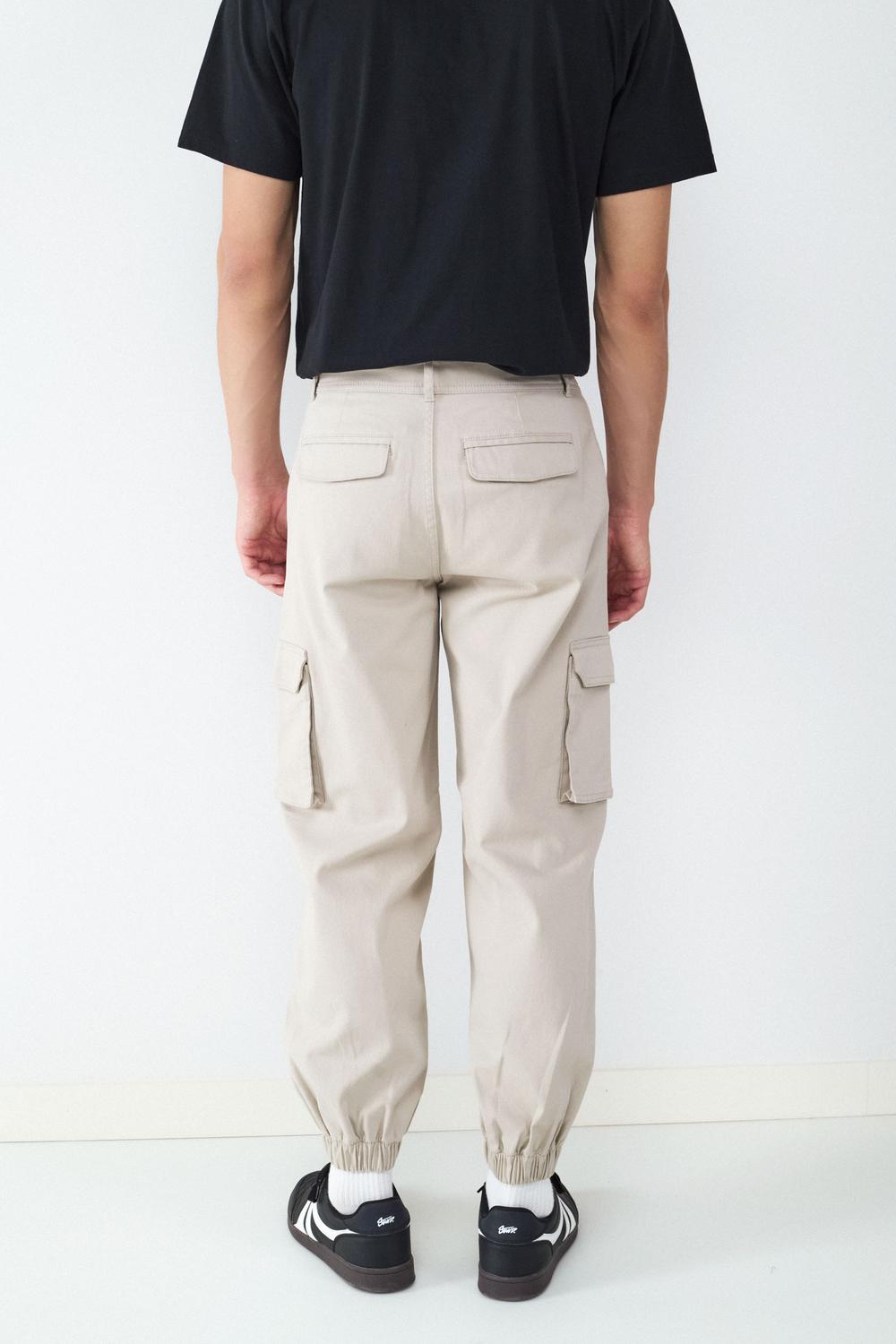 model_back_N09j0vd6lluW1KeDRrwZt7BeDzkp_preview.jpg