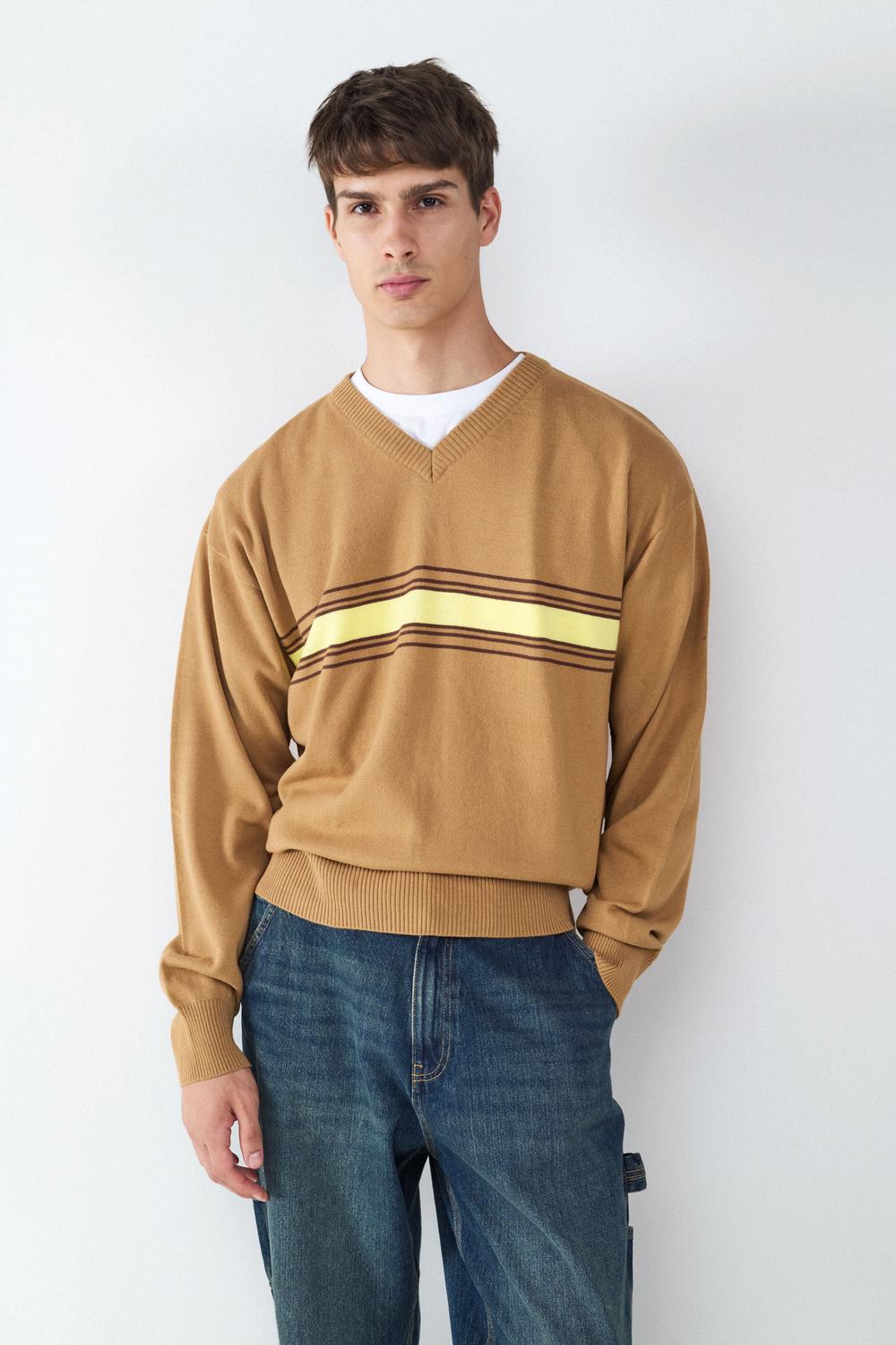 model_front_PJMyDZXR5yiVyn6zmaEzckWlpk9_preview.jpg