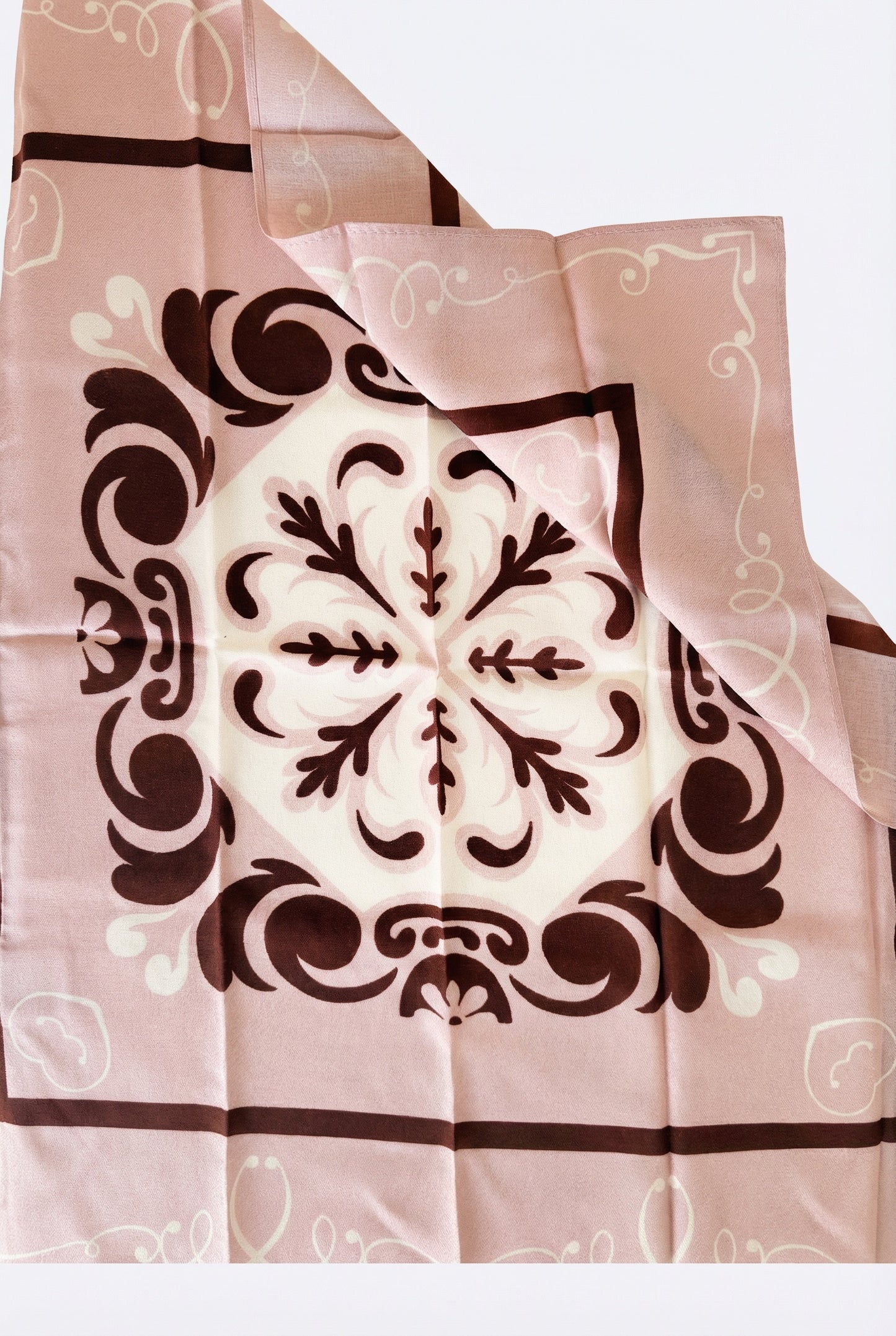 GEOMETRIC PRINT SCARF