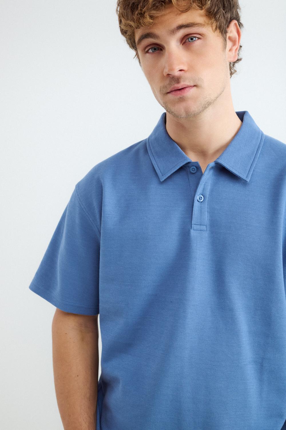 model_front full_VYaREQGPgQtWvYJzz6zKFjjJmzqJ_preview.jpg