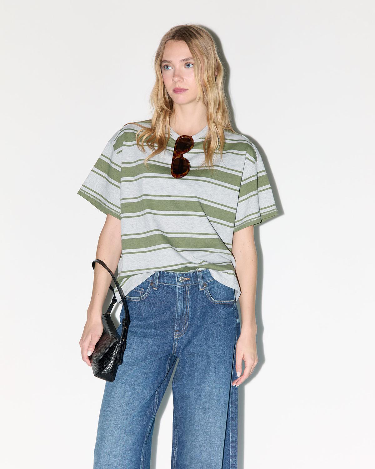 model_front_VkkMpdjPlpfJpNnjrmlKhjzmvenJ_preview.jpg