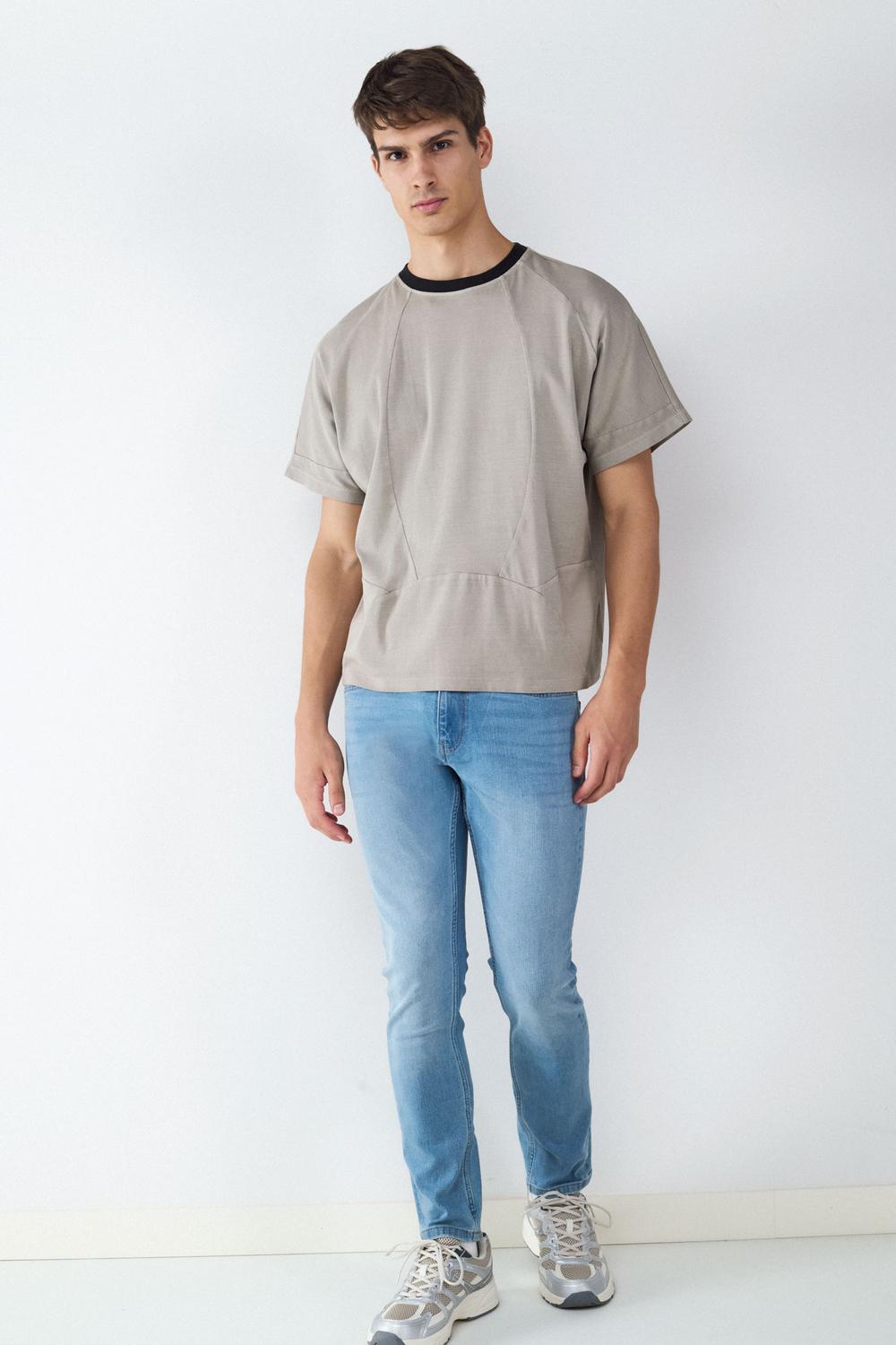 model_front full_VnJV9Wx79whMyvAZ9ZwqUpedABM_preview.jpg