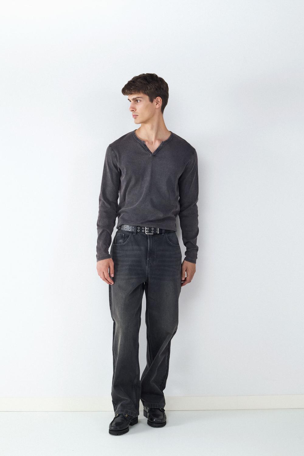 model_front full_XQoao55gWASJ93XpAaX6CddjQA0_preview.jpg