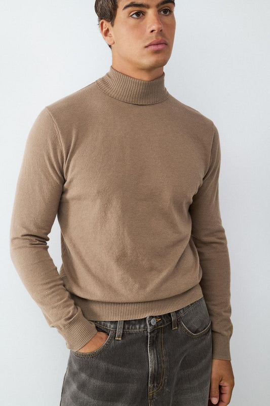 model_front_d5QEAPE4vXca76DggEZBCaxBE3A_preview.jpg