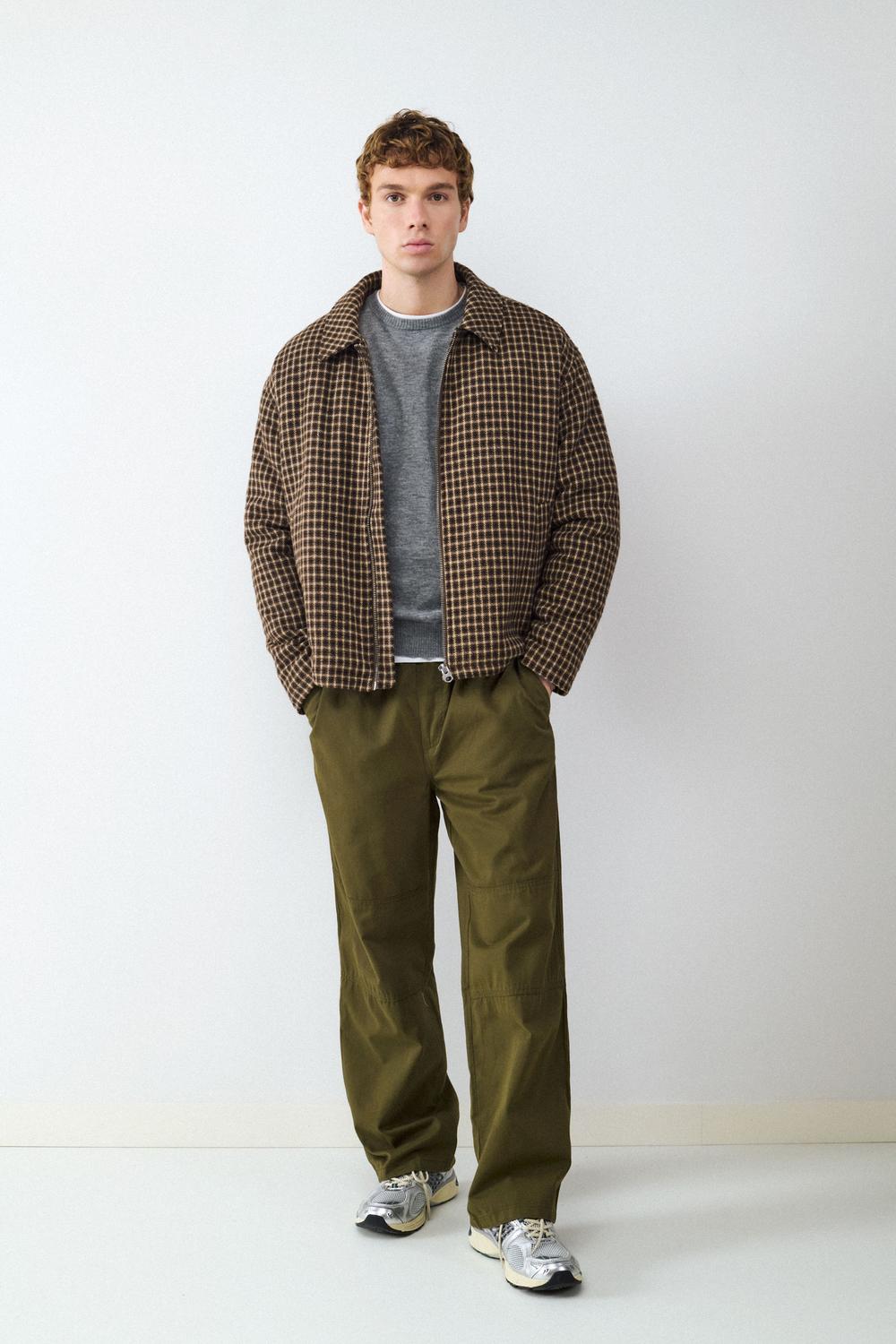 model_front full_dnVlebX1xMsqzgWwaqV1uXP46W5_preview.jpg