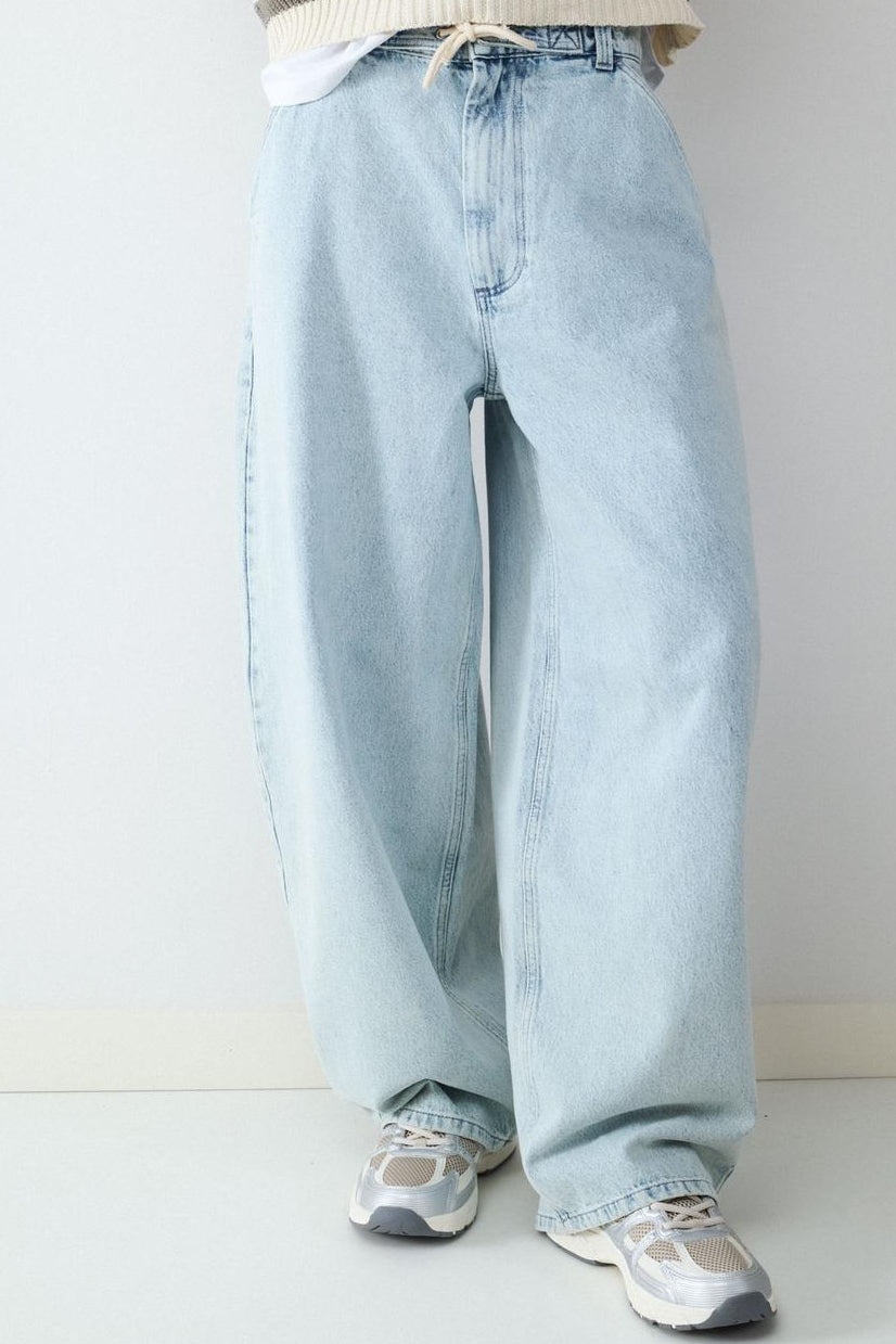 model_front_gqmEKjmyrrIrRvnzm3paUxllvaE_preview.jpg