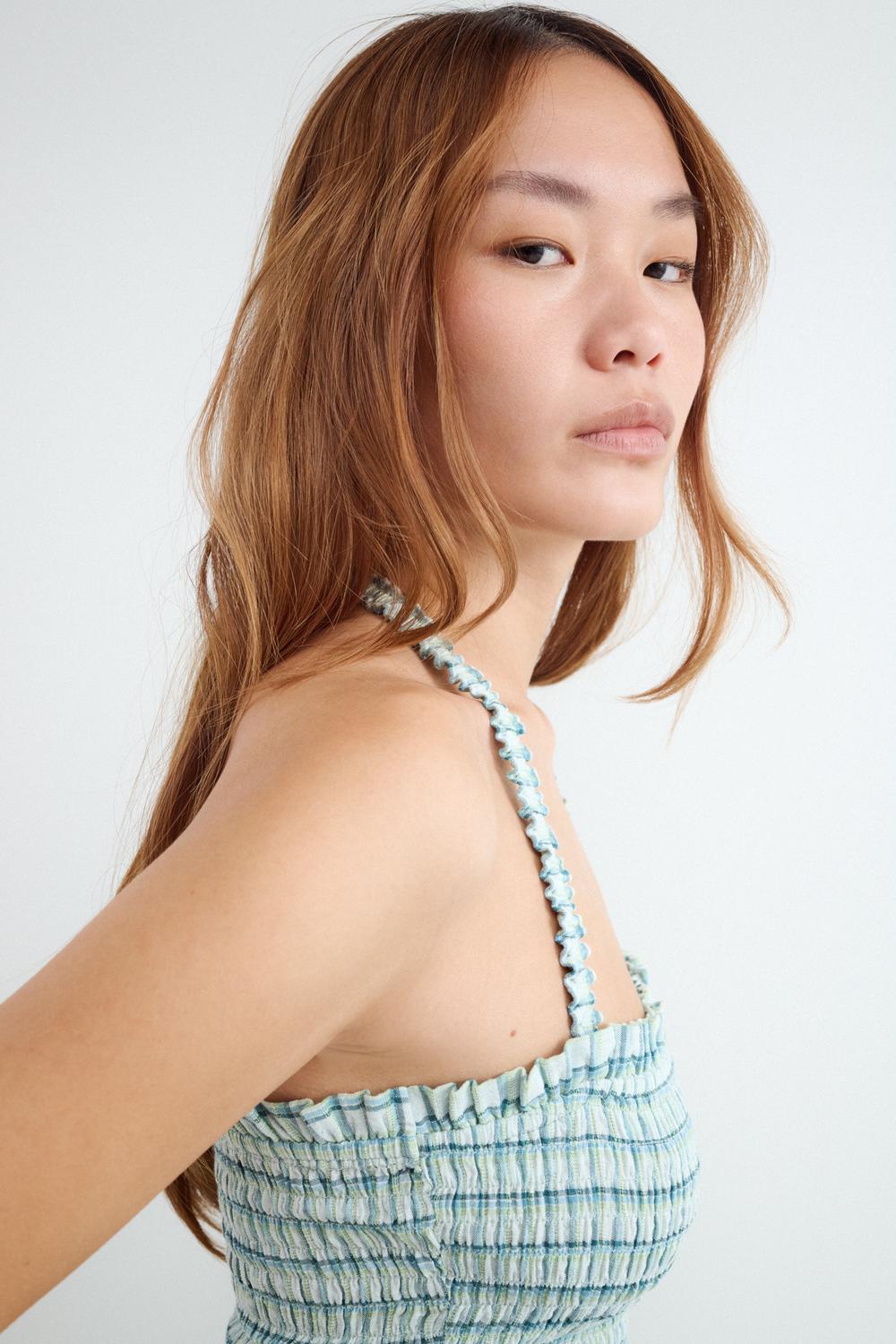 model_back_jYgGjkj4vXfQaBo5z5q9hYPWJ96_preview.jpg