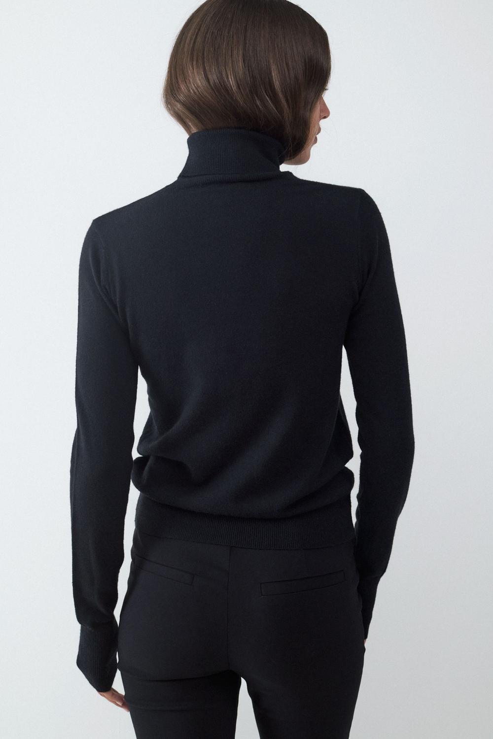 model_back_l6pyQEnG3lhRMXov4P13TJ4gldm1_preview.jpg