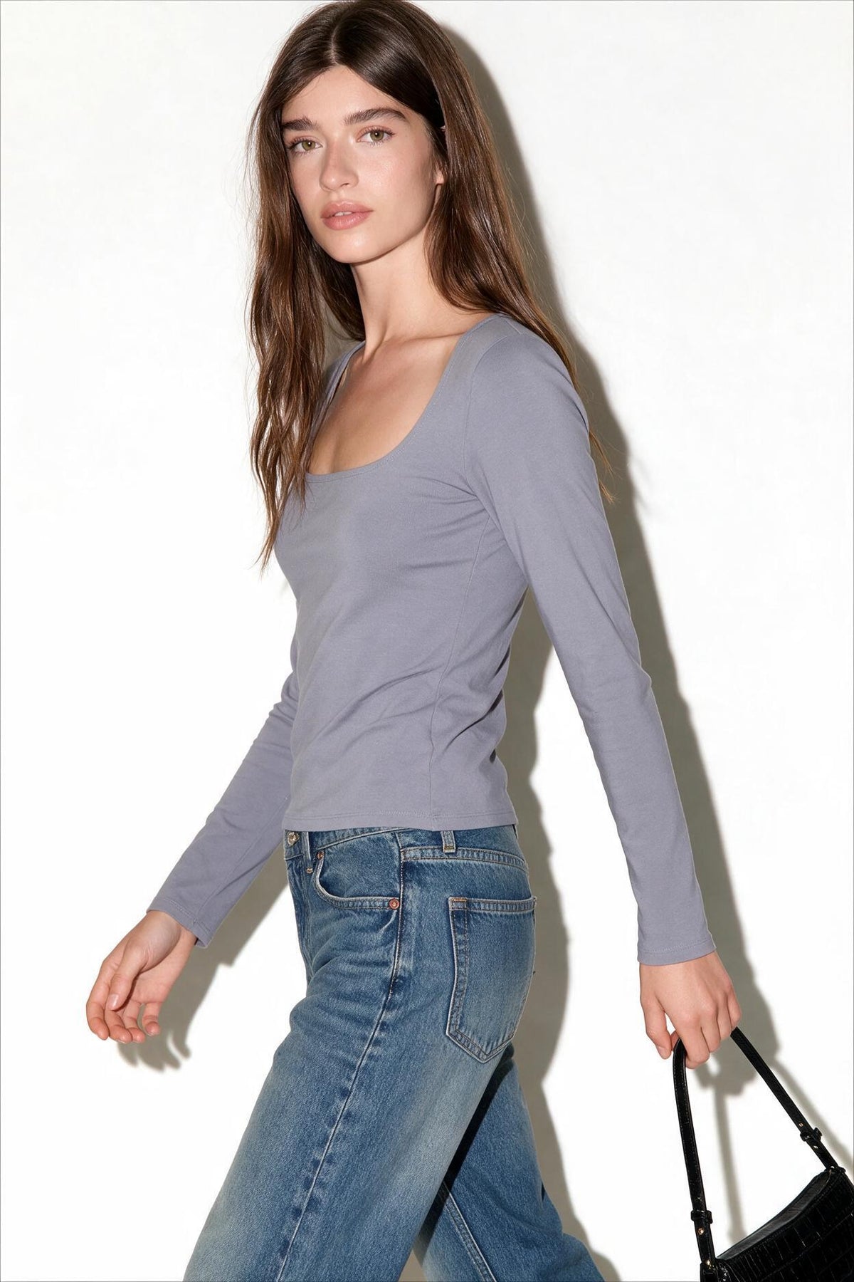Square neck t-shirt