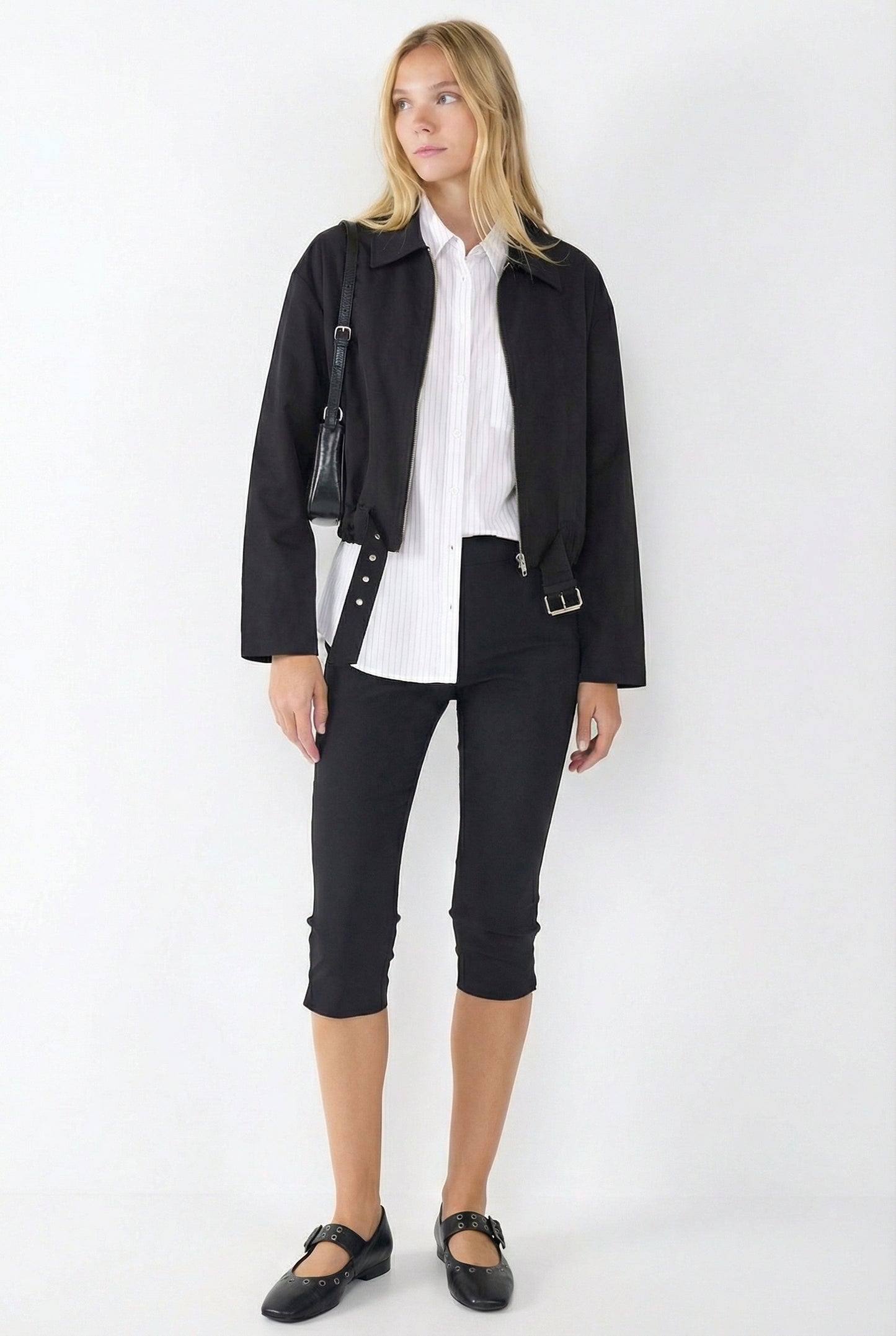 SHORT JACKET WITH BELT