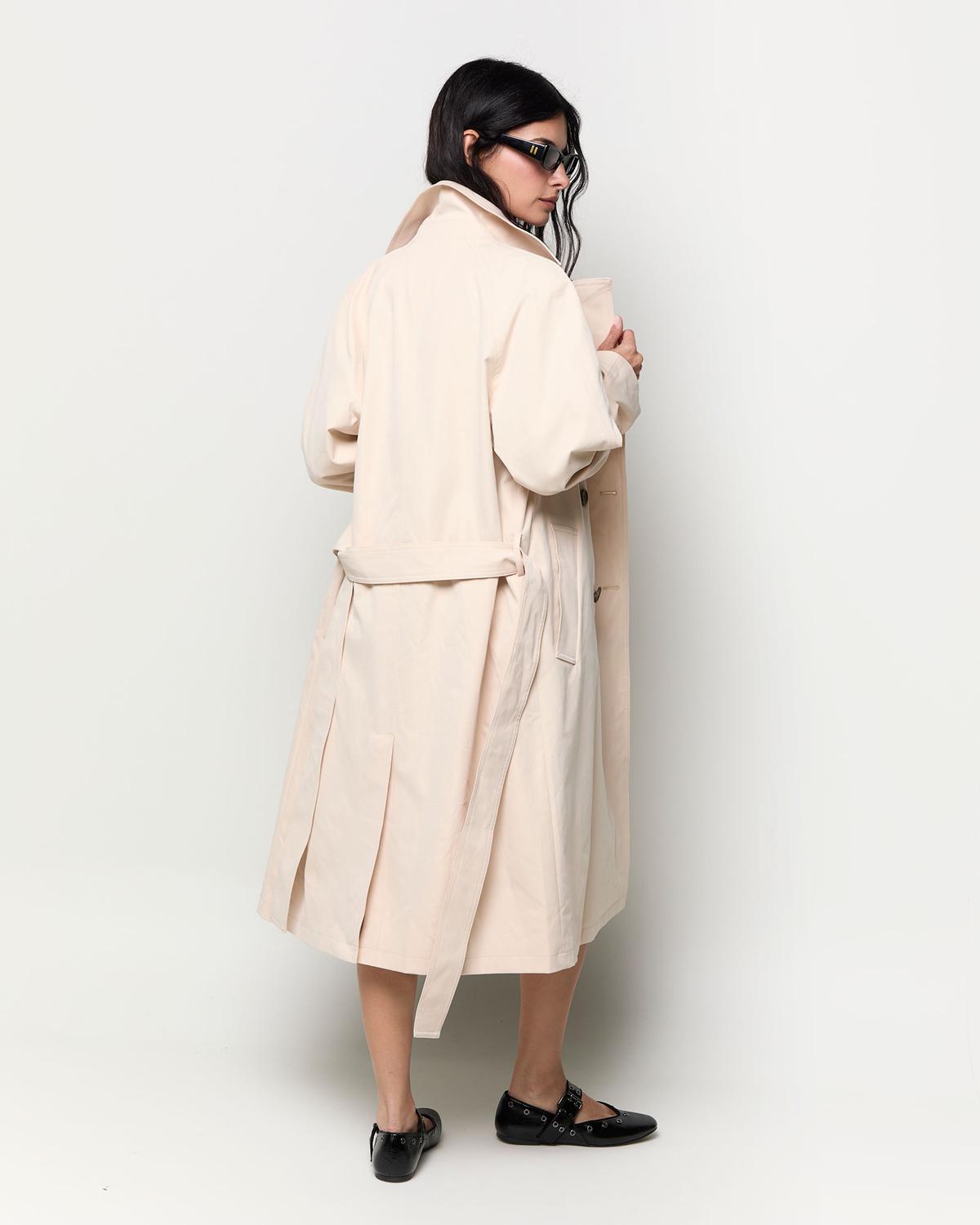 model_back_o3GNNBGzQMCD5KGkeoejFeV6Rdl_preview.jpg