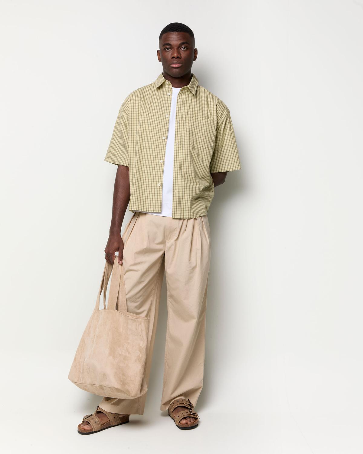 model_front full_oZaqyveDxGHdXYyeBjNxfyDE7zK_preview.jpg