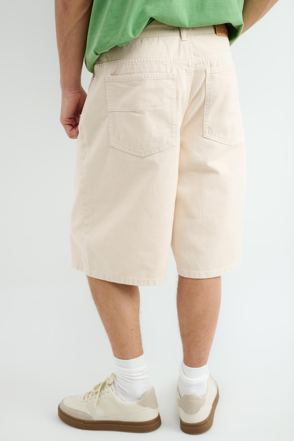 model_front full_ol6dDozbnpivedp5MWaWhX9Jpx5_preview.jpg