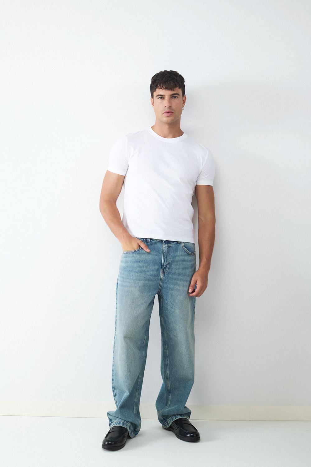 model_front full_p190d9n0QgHRW7ky076VTMJq0p9_preview.jpg