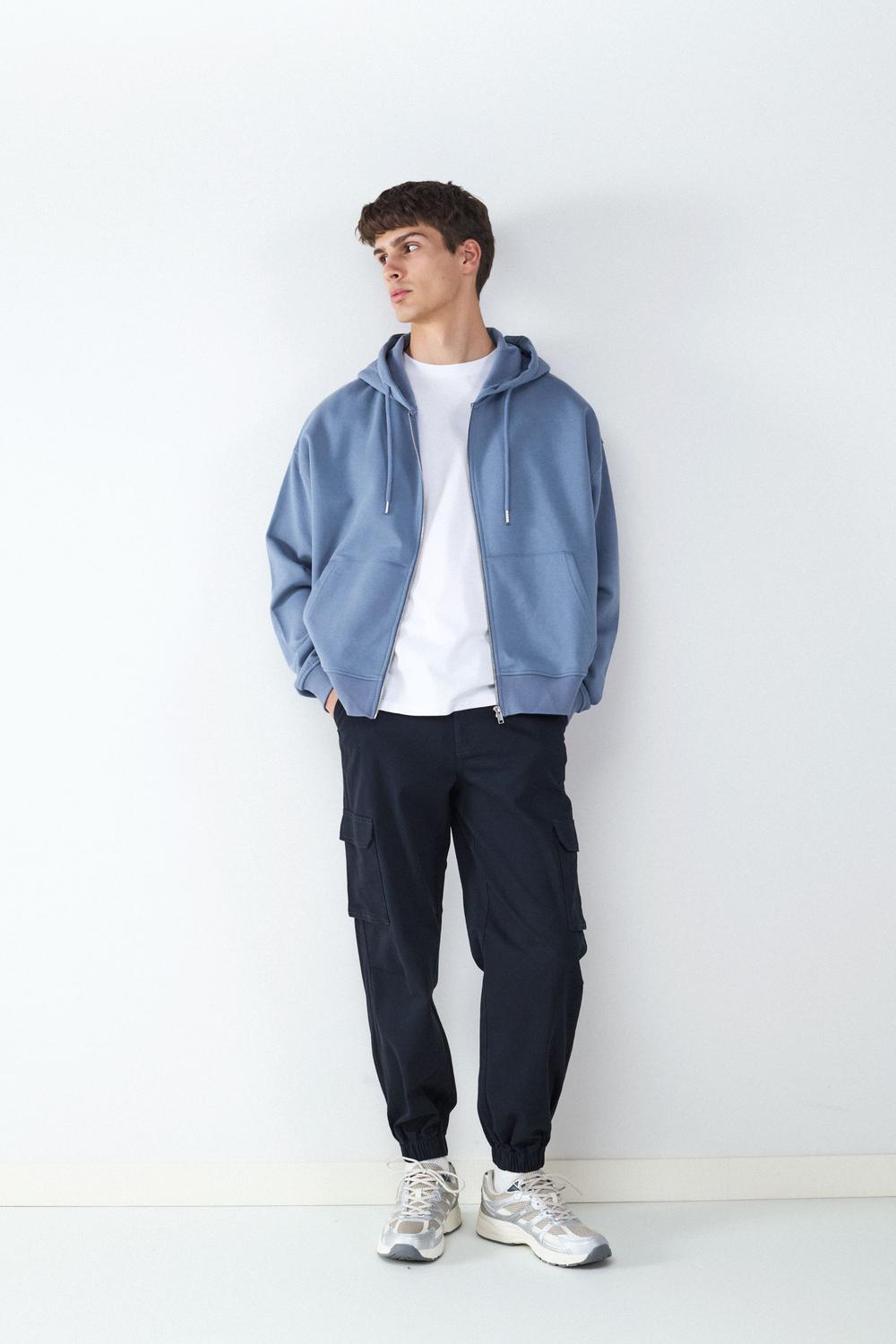 model_front full_qWGBgqyYPPFmZRAxJy7AS5VEy4M_preview.jpg