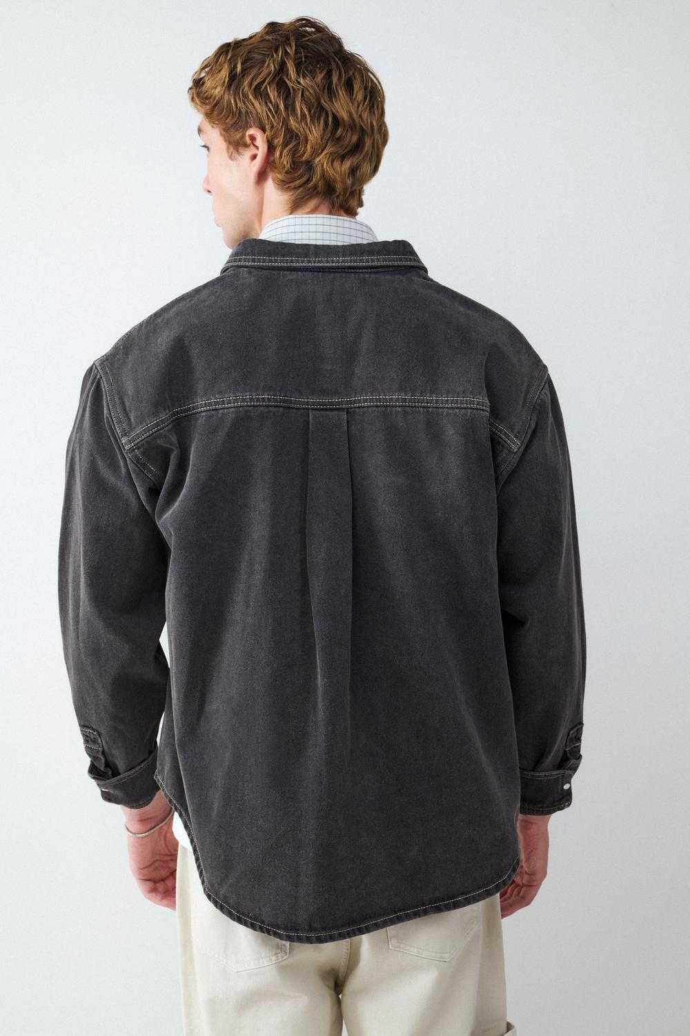 model_back_r7ZrbzaoZ0f0djx7pgkjI0j4QkY_preview.jpg