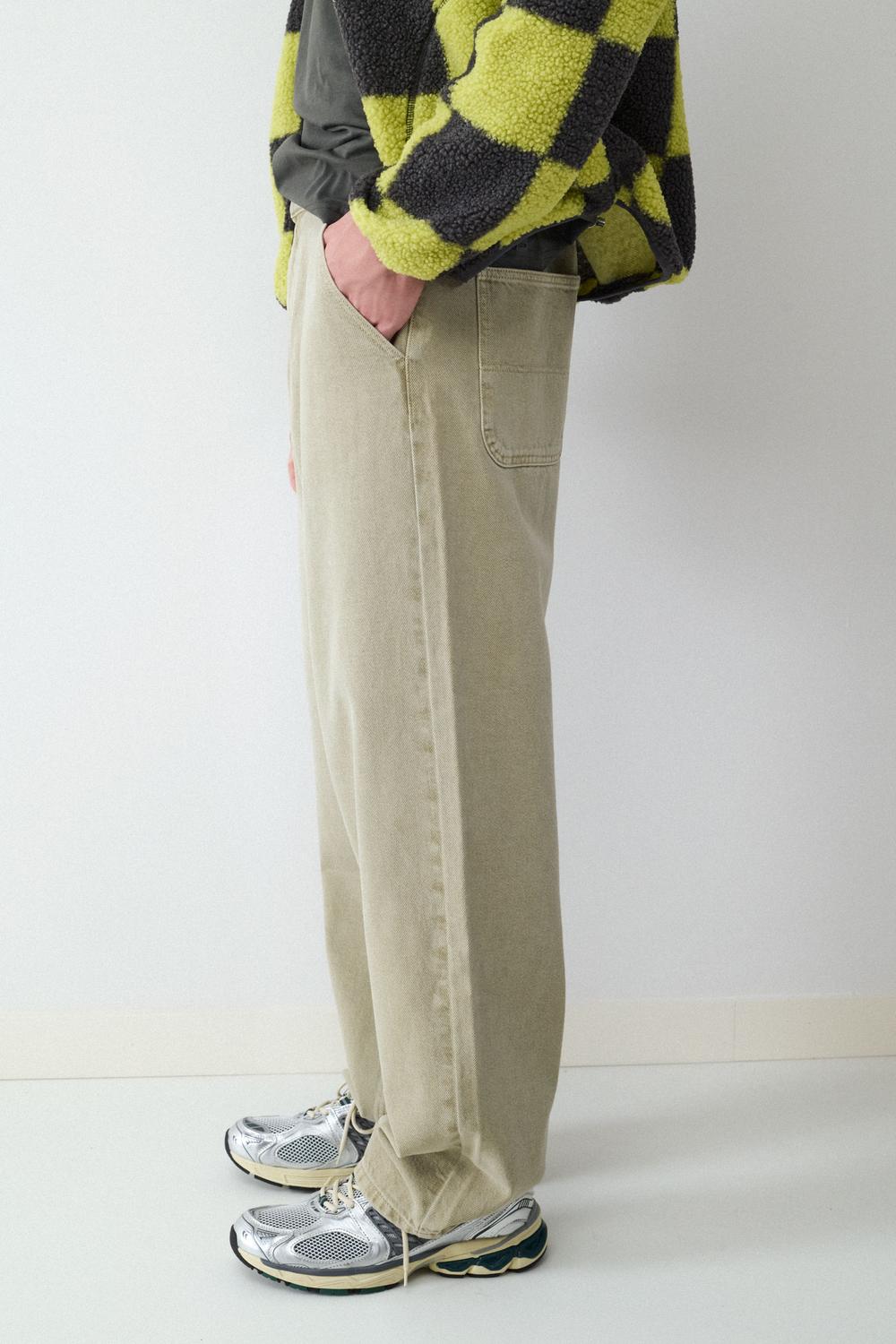 model_detail_yRoZYa7d3yclvlw1rnbghYNqY3M_preview.jpg