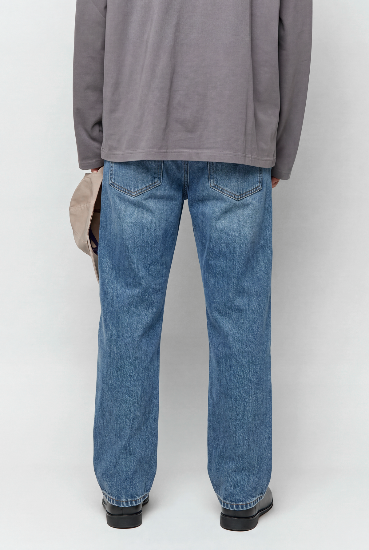 Straight Jeans