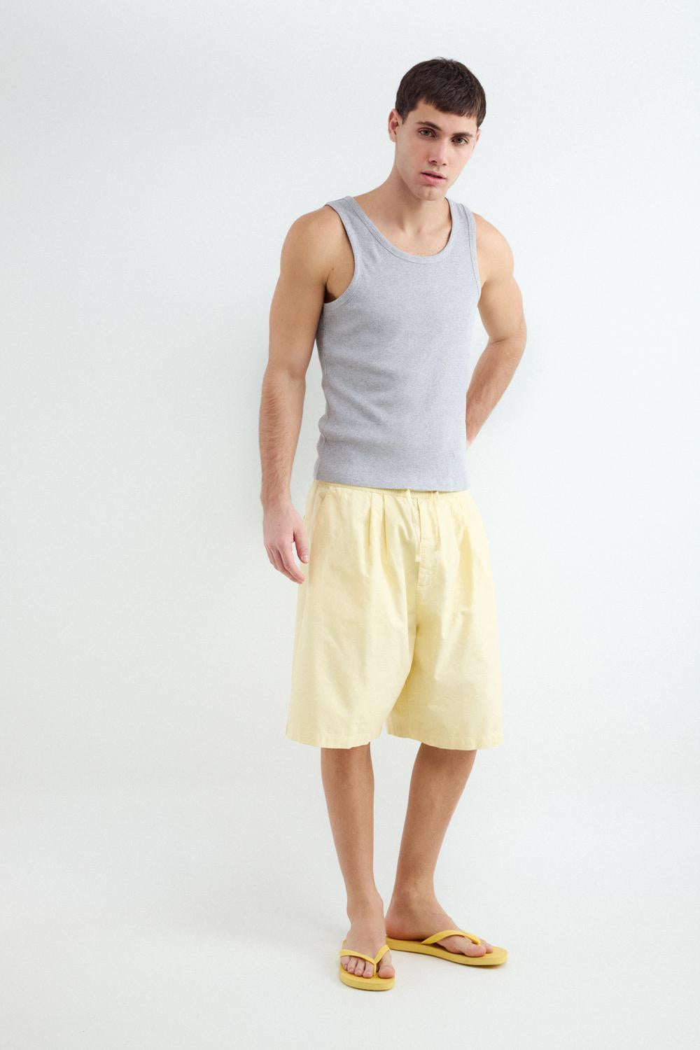 model_back_0AmweNnPplfAzQQKQ9NVIoJJJnB_preview.jpg