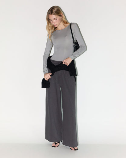 Long-sleeved boat neck bodysuit