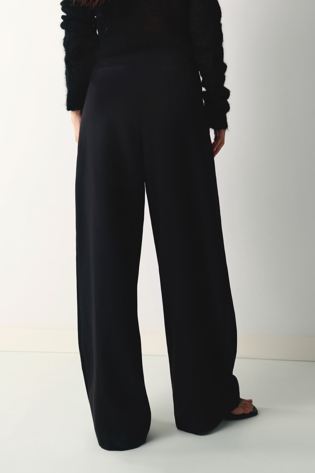 Pantalón cruzado