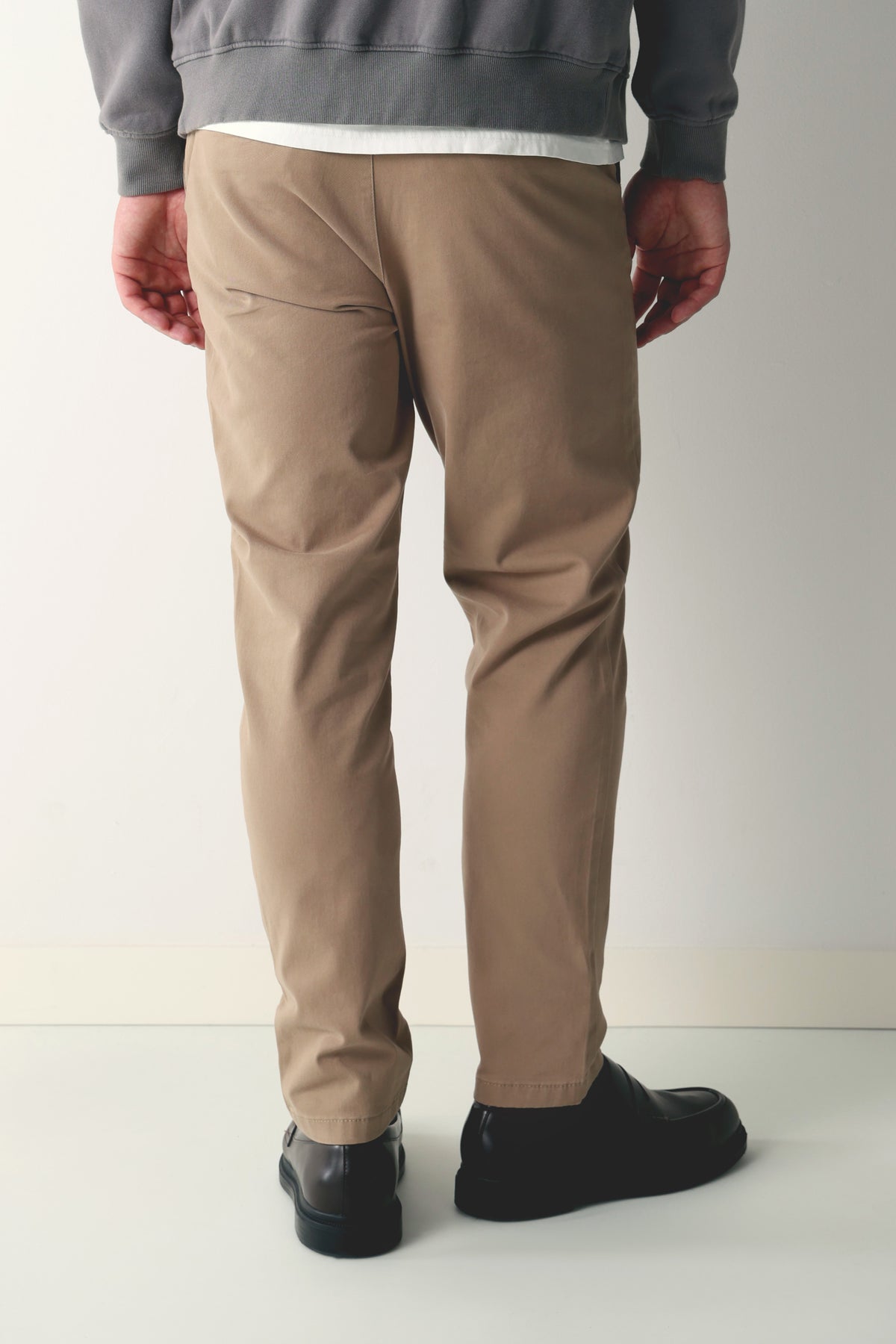 Slim Chino Pants - Classic Twill Beige