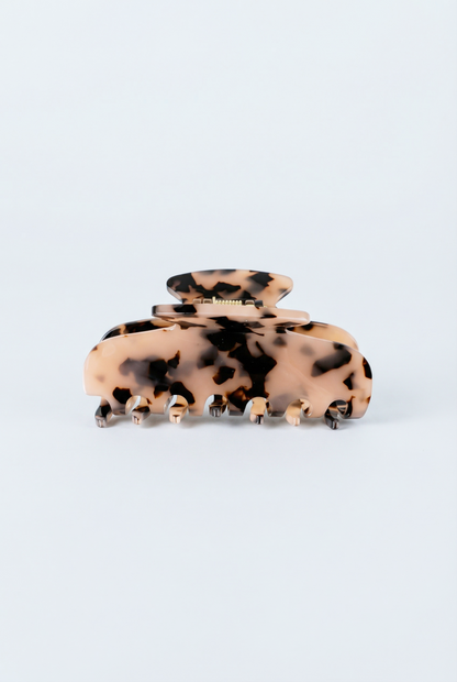 Pearly hair clip