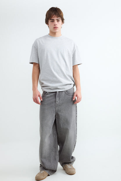 Camiseta Relaxed Heavyweight Básica