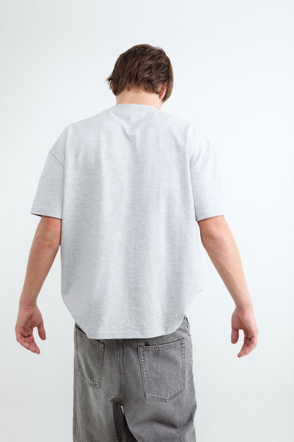 Camiseta Relaxed Heavyweight Básica