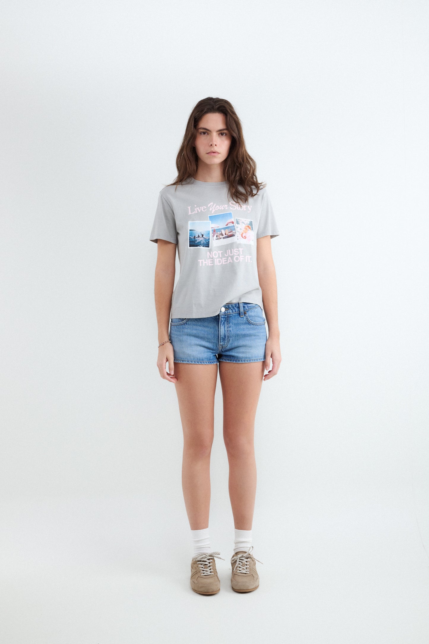 Graphic story t-shirt
