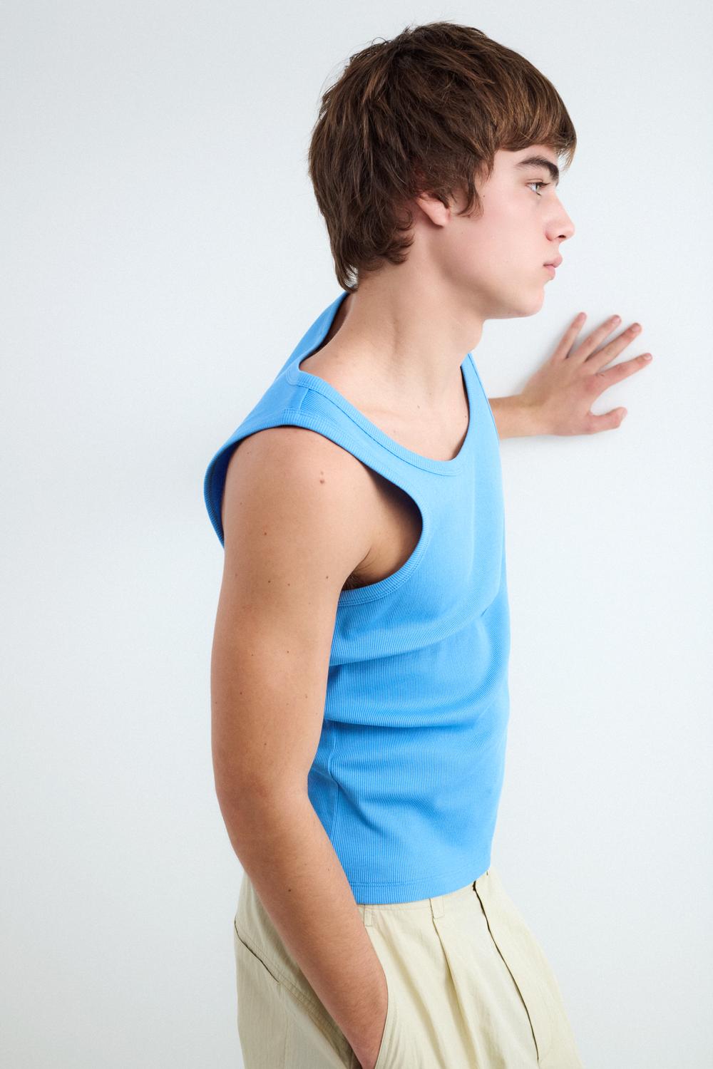 model_front full_46vv3j6WPmTK7yr7N6a9TpXvN4xD_preview.jpg